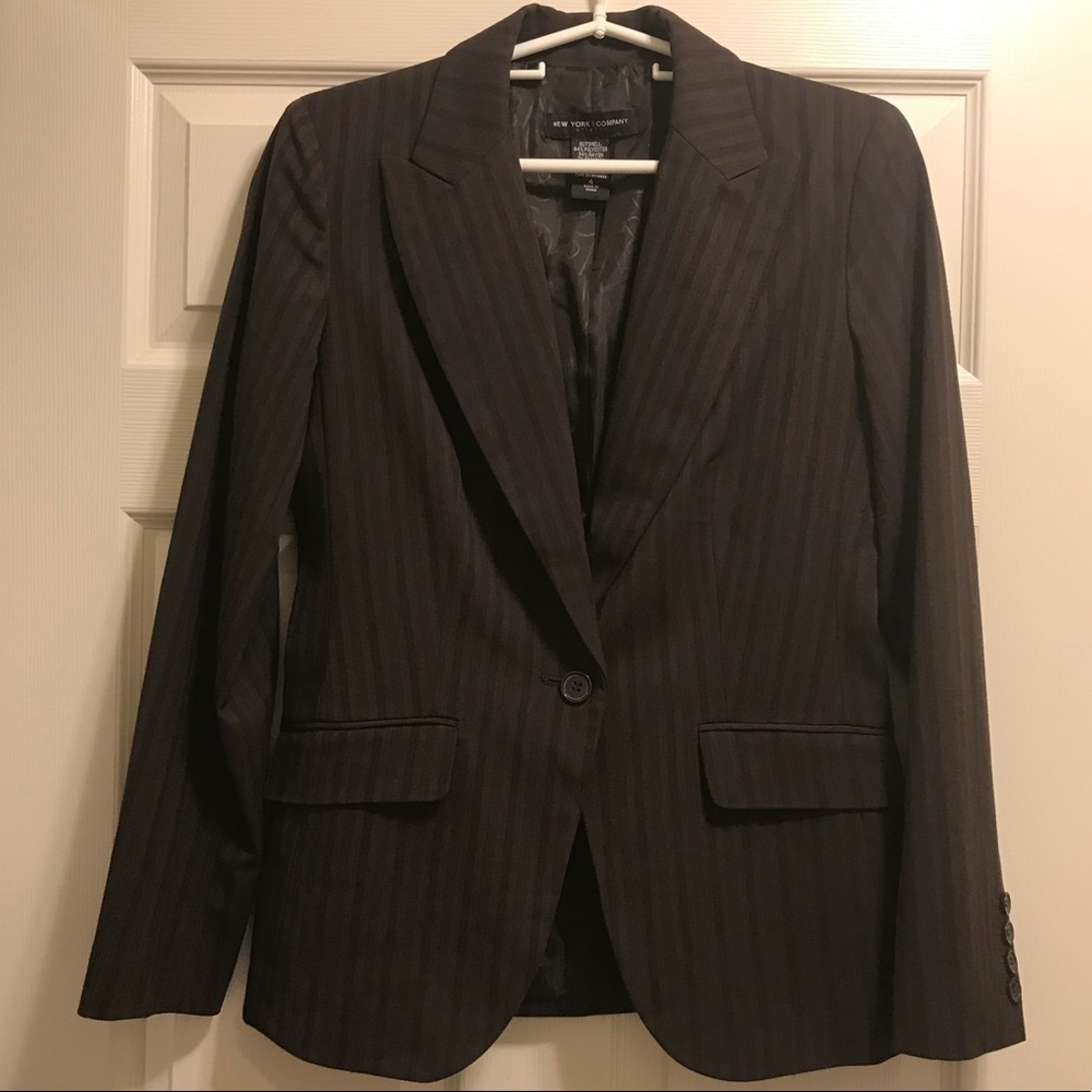 Women’s New York & Company Brown Blazer sz 4